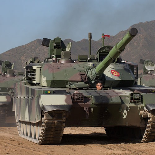 八發(fā)八中！兵器工業(yè)集團(tuán)多款“裝甲與反裝甲”武器首次公開實(shí)彈射擊